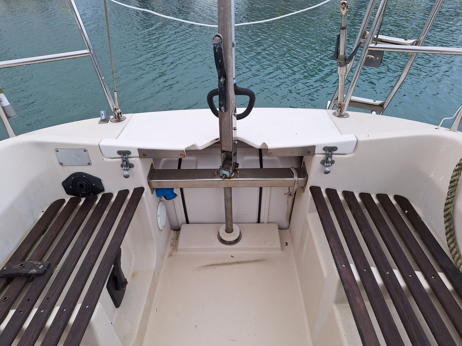 slider 7 Beneteau First 30 E